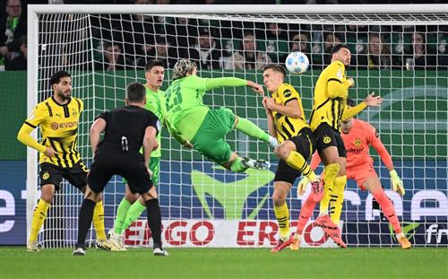 Wolfsburg vs Borussia Dortmund