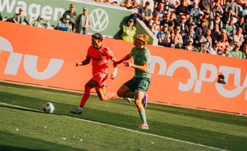 Wolfsburg vs Eintracht Frankfurt