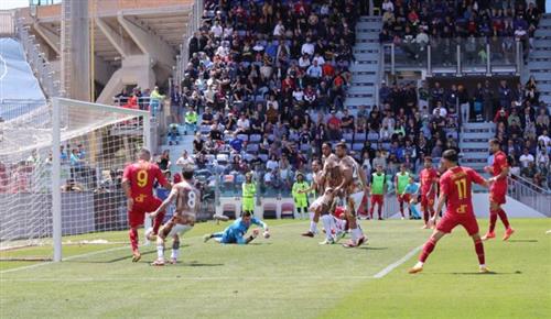 Cagliari vs Lecce