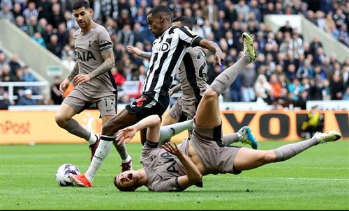 Newcastle United vs Tottenham Hotspur