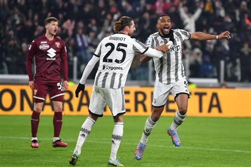 Juventus vs Freiburg