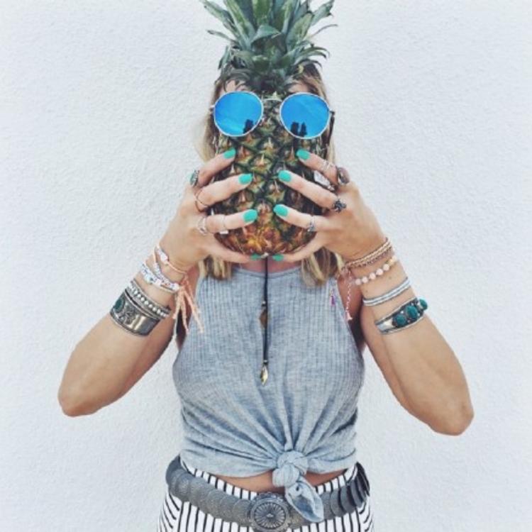 6686体育首席作者Stella