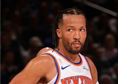 A new look! The Knicks defeated the Cavaliers and Celtics in their first two games of the new season.