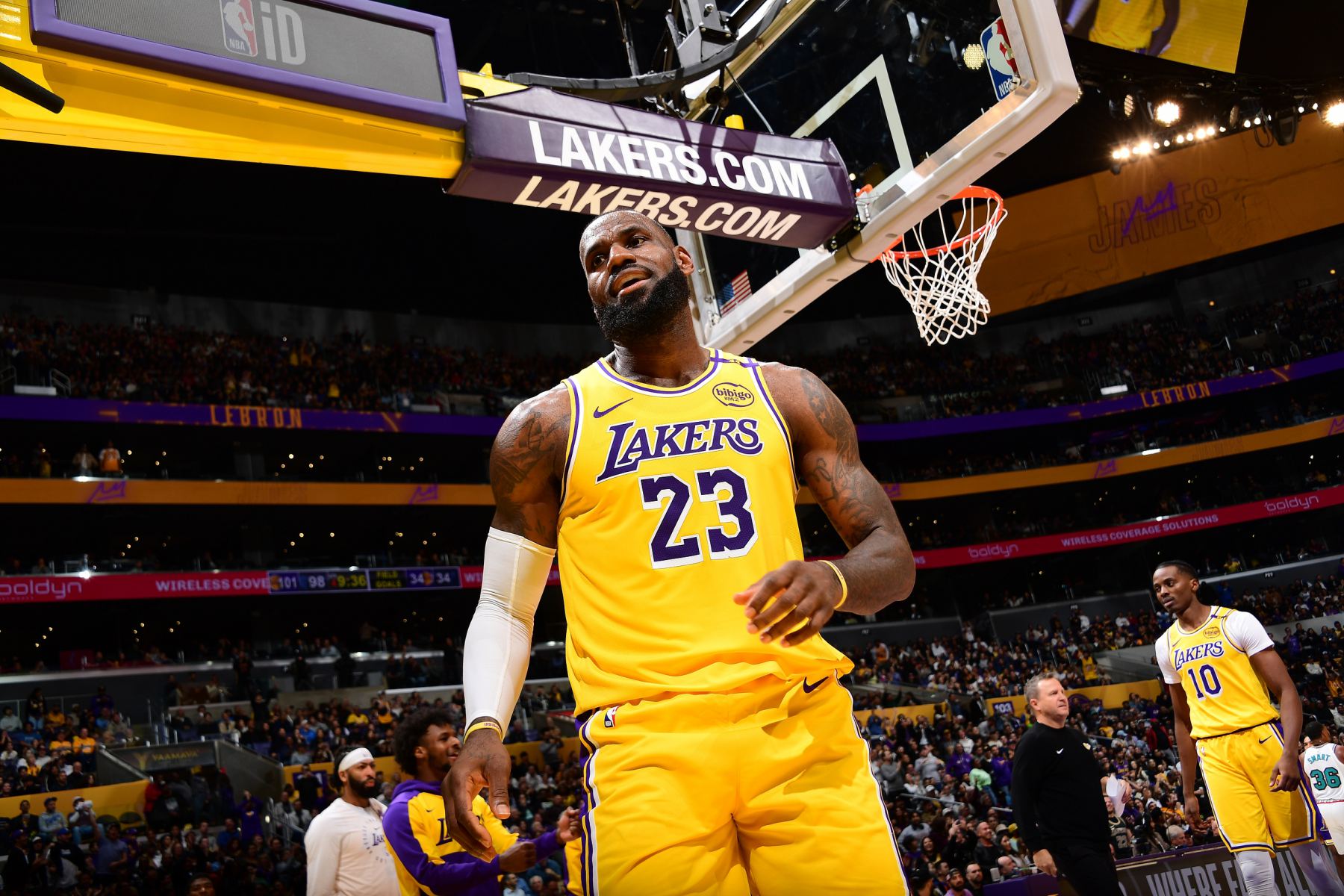 Shams: James is officially allowed to practice, and will be re-evaluated in 1-2 weeks