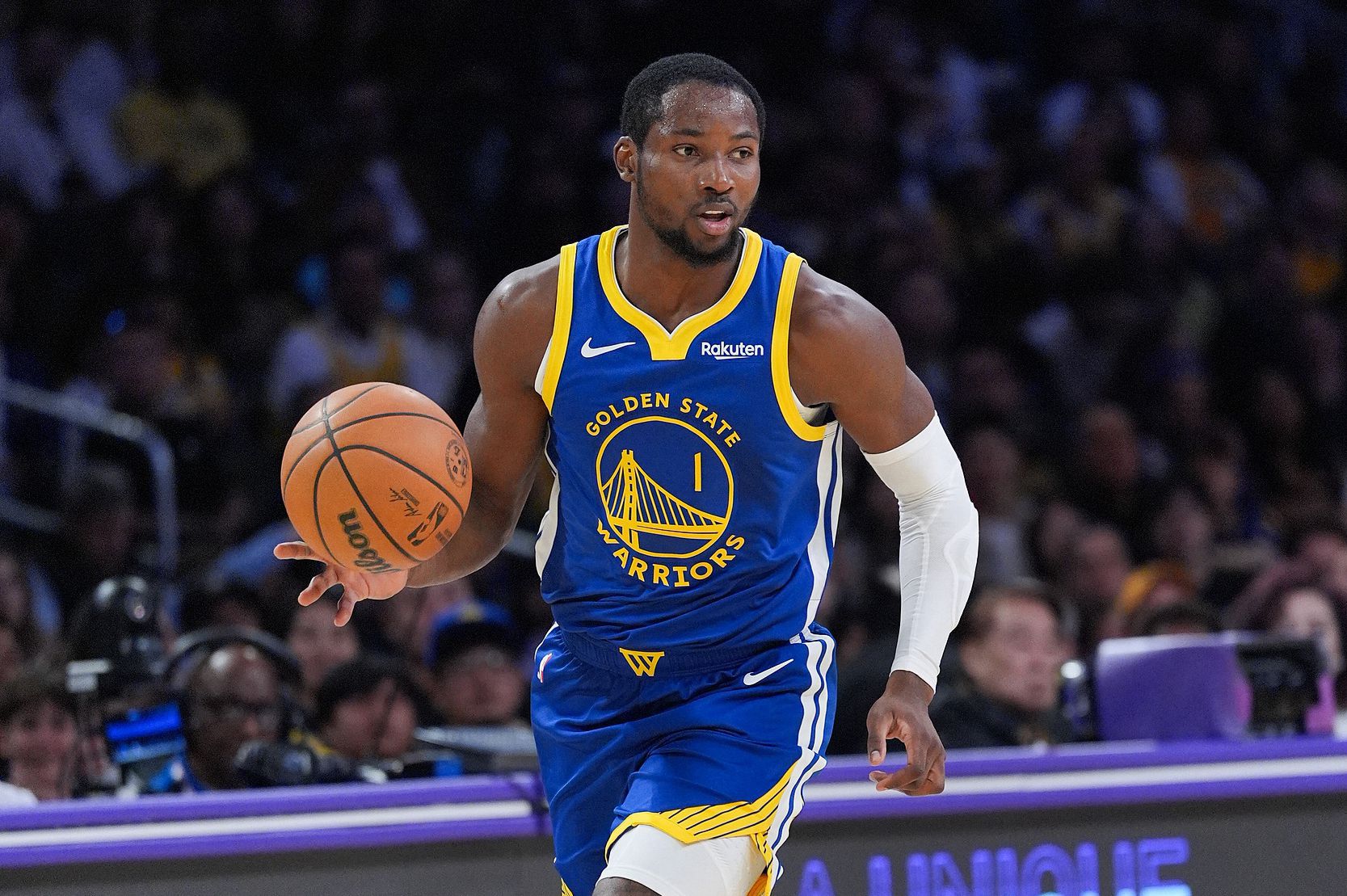 Keep the ball control going! Richard & Kuminga scored 33 points together efficiently in the half