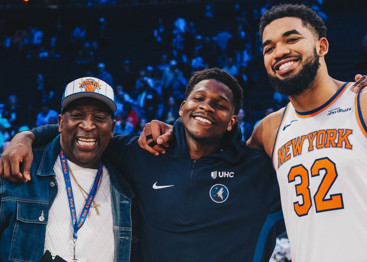 Still good brothers! Edwards took a photo with Towns and his son after the game and presented him with signed basketball shoes.