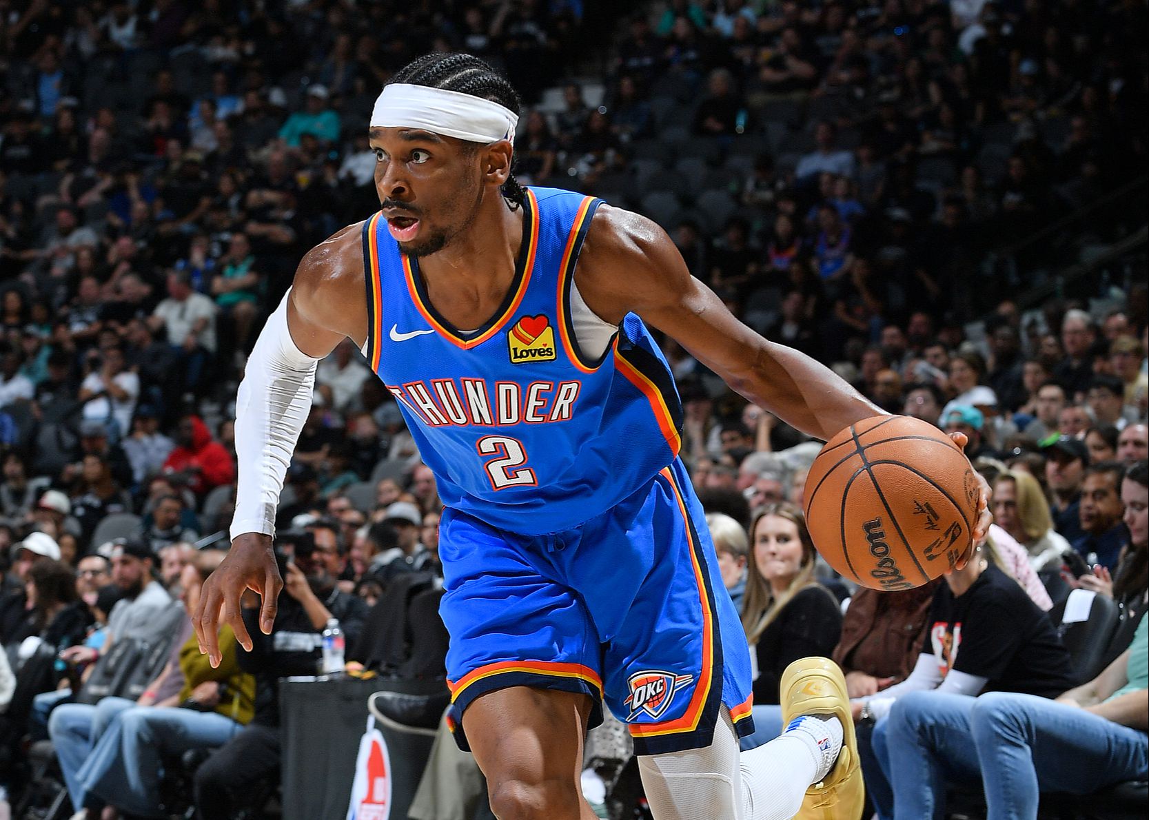 Alexander scored 12 points in the third quarter and scored 30+9 after three quarters.