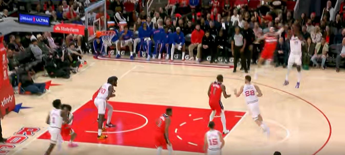 Full firepower! 4 Rockets players scored in double figures at halftime & scored 81 points at halftime