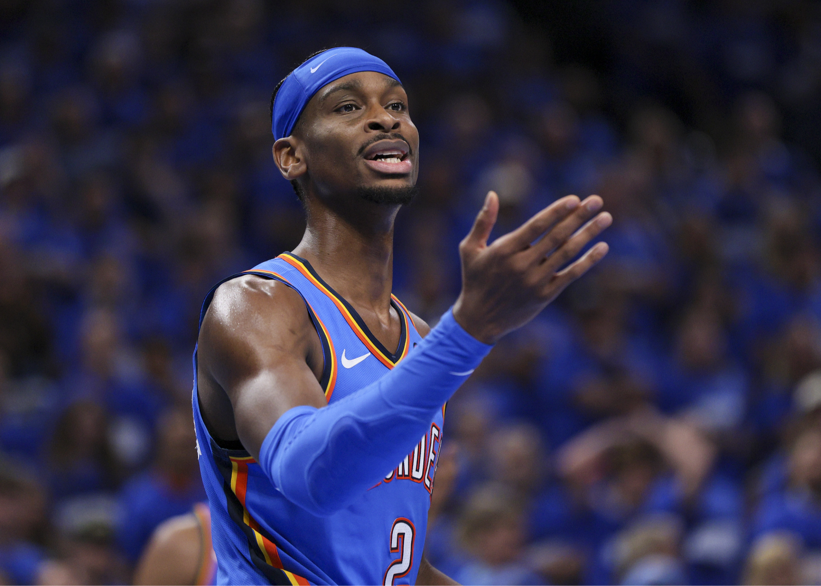 For the fourth time this season, SGA has 30+ shots and no more than 5 free throws in a single game, ranking first in the league.