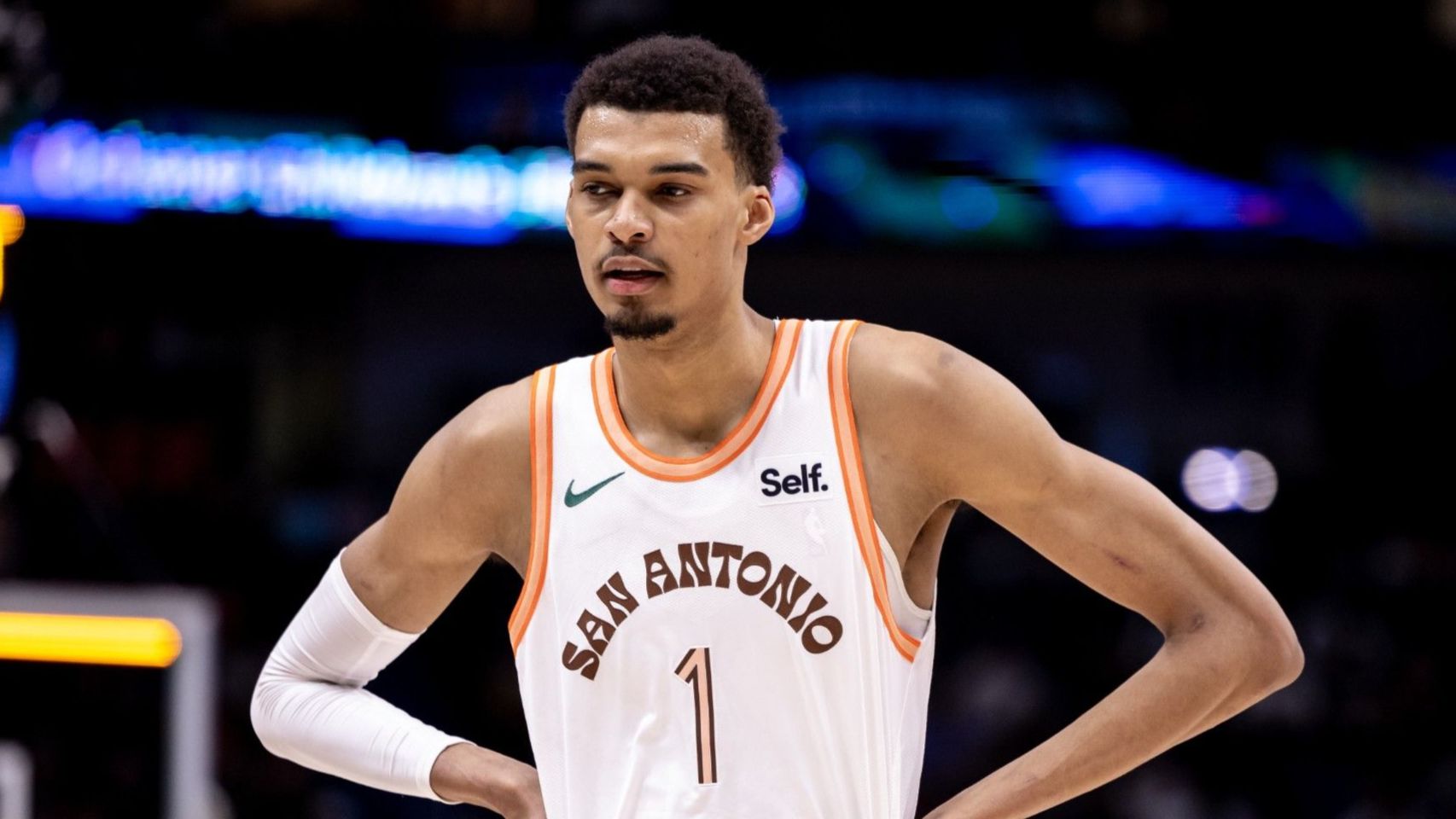 Full attendance this season! Tomorrow's game against the Kings: Bunyama is doubtful due to calf injury