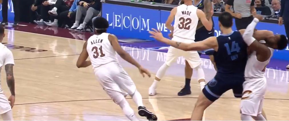 Jaren Jackson Jr. scored 10 points in the first quarter, the Grizzlies led the Cavaliers by 4 points