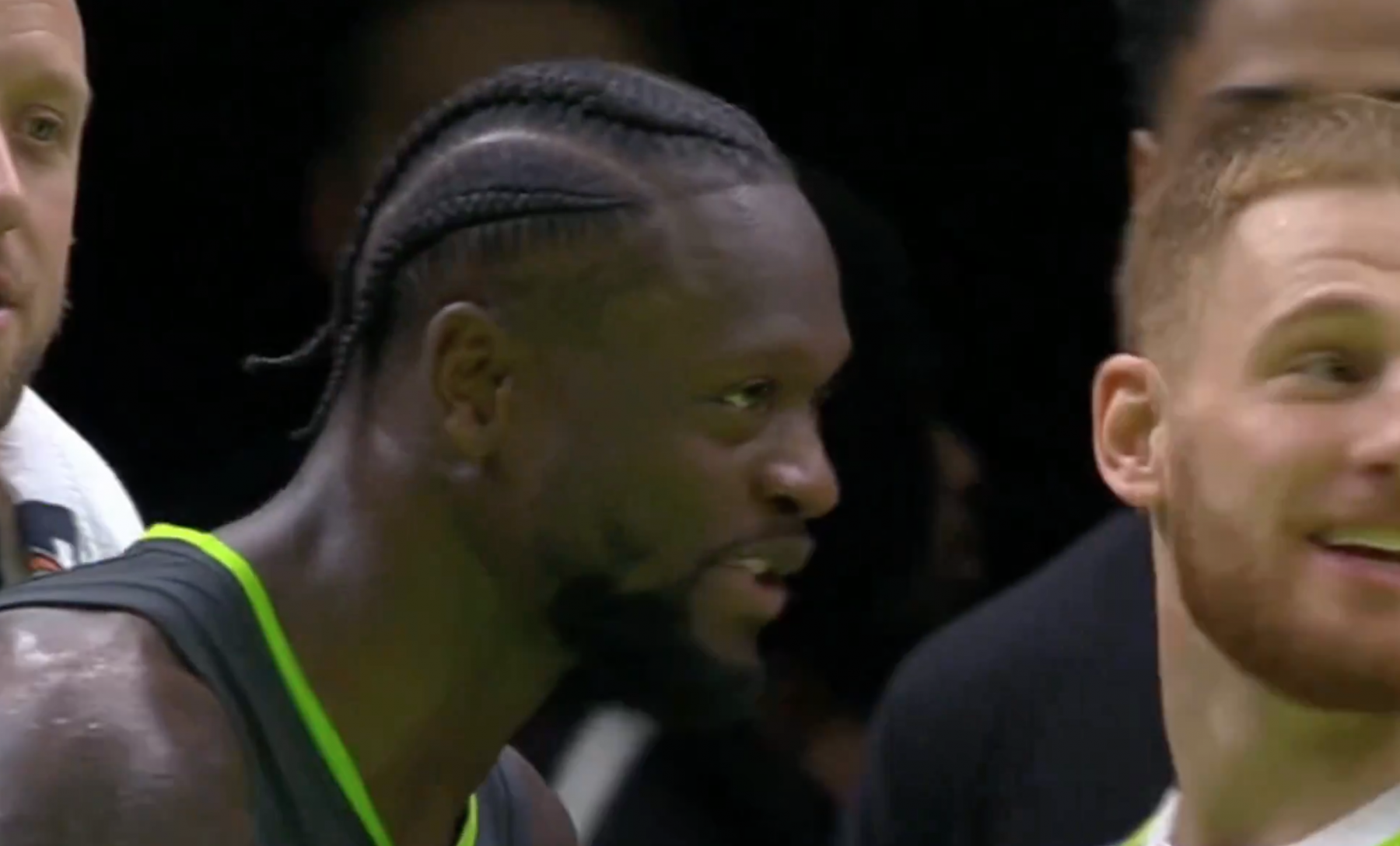 Miller stayed away from Wei Shao to achieve a triple-double! Randall joked: He is giving Westbrook a triple-double