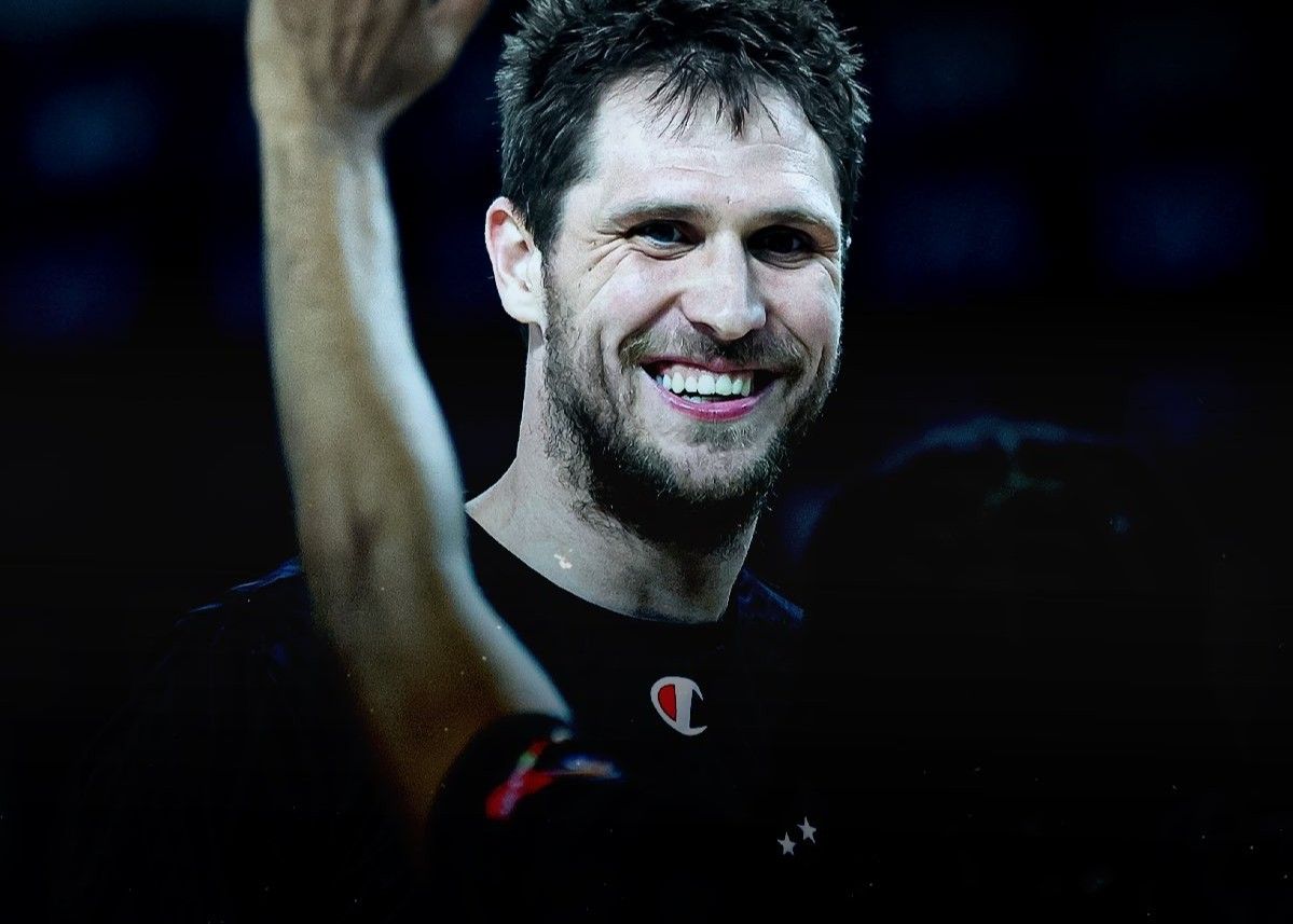 Destroyer official: Robert Lowe returns to the lineup and will face the Perth Wildcats