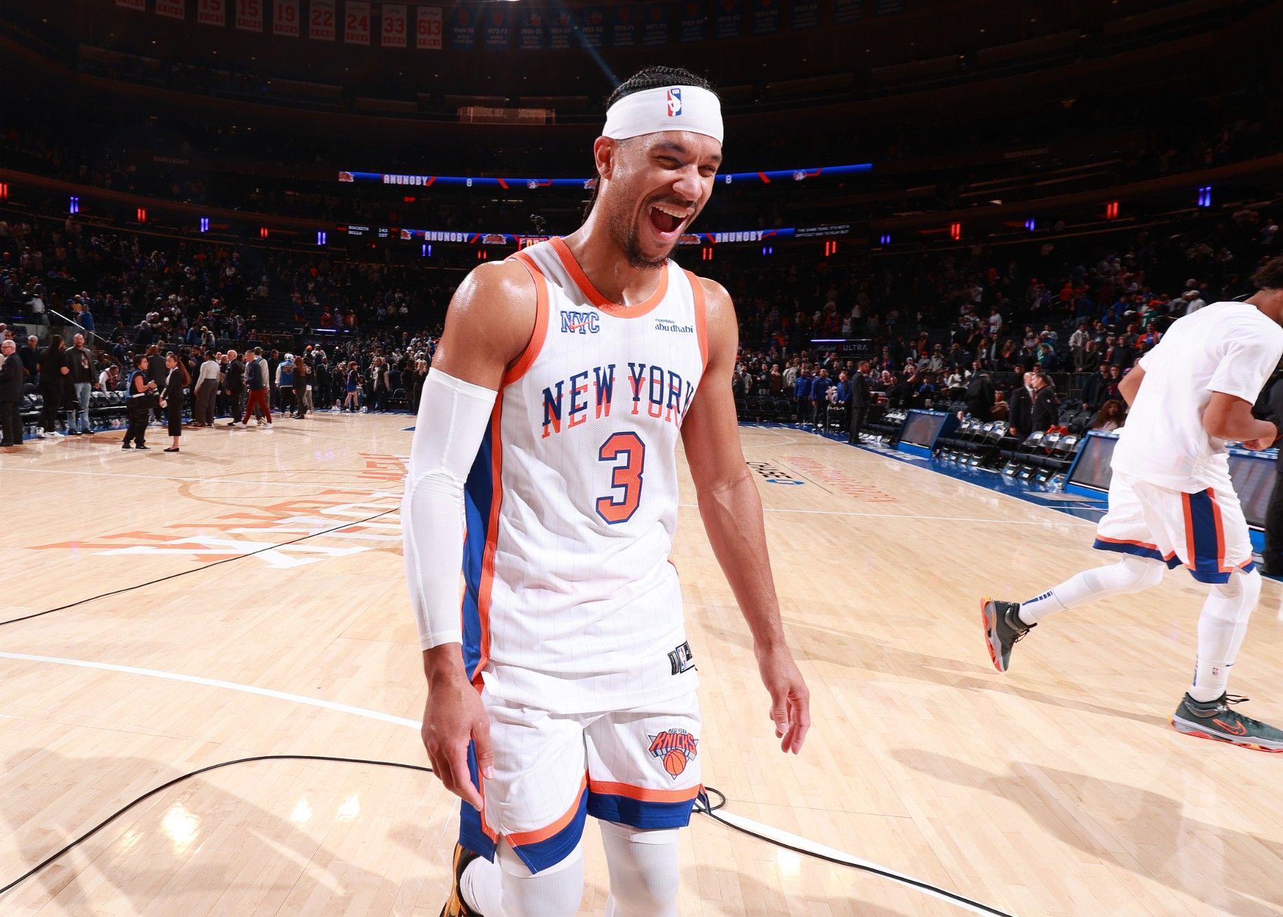 Hart scored the 16th triple-double of his Knicks career, rising to third on the triple-double list in team history.