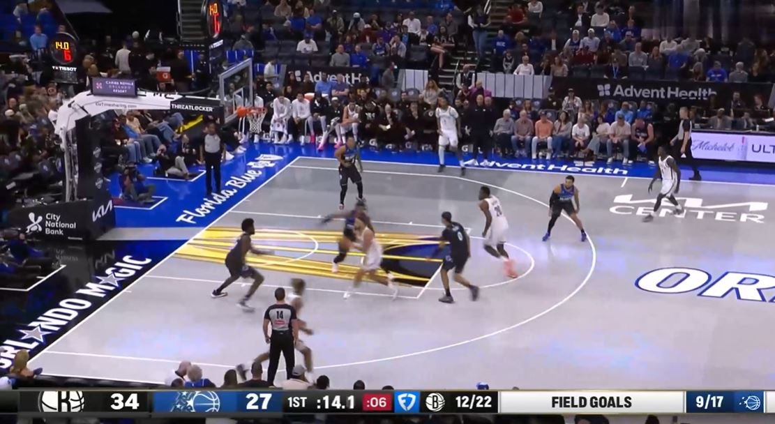 Great performance! Porter scored 15 points, 6 rebounds and 7 assists on 6 of 12 shots in the half.