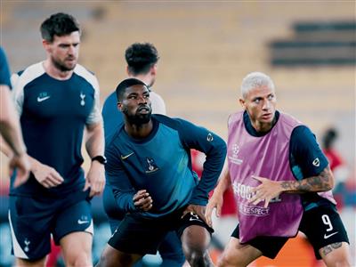 Tottenham are injured and missing as many as 8 players. In the past 6 away games against Everton, they have 5 draws and 1 loss.