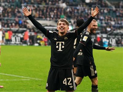 Number 42 has magic power? The 17-year-old Bayern youngster Karl made waves in the world in consecutive games in the Champions League and Bundesliga.