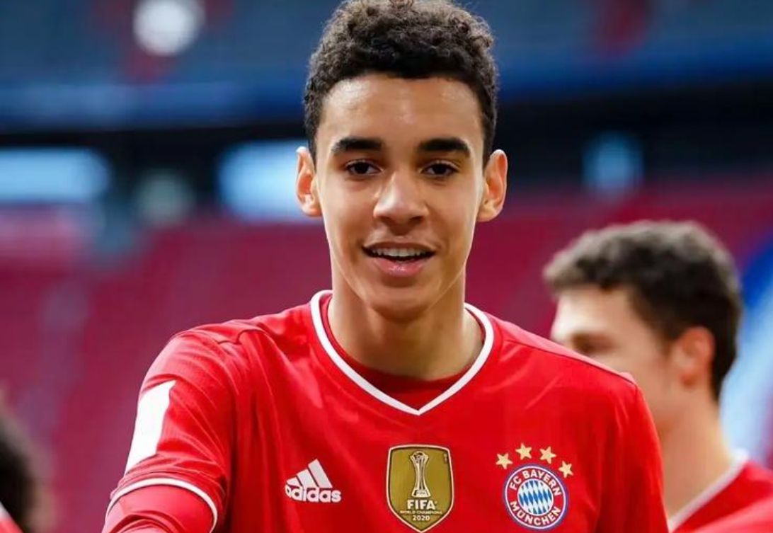 Reporter: Davis and Hiroyuki Ito will return to the court in December, but Musiala will need 4 to 8 weeks