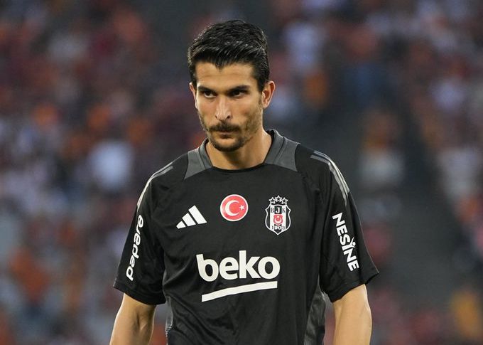 Turkish Football Association official: Penalties for two Besiktas players suspected of illegal investments have been lifted