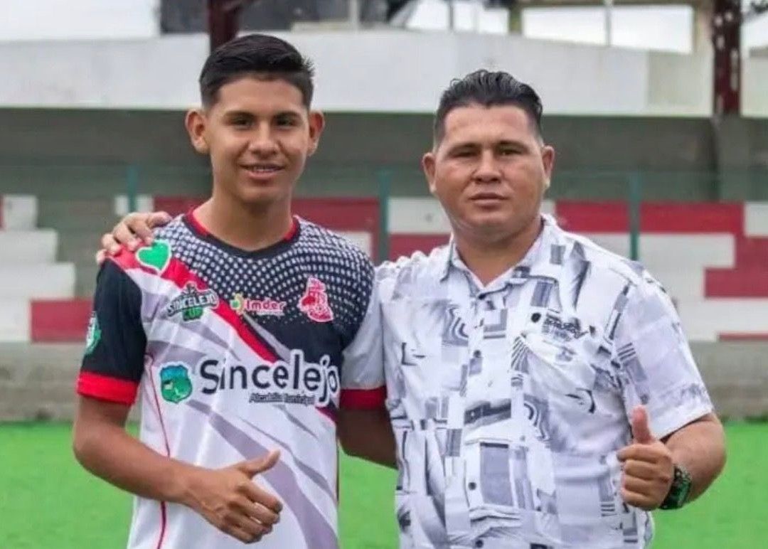 A 16-year-old Colombian teenager drowned in a dam, and his father also died during the rescue.