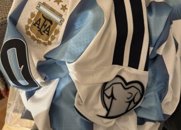 😂Playing in the European Cup? Adidas official website sells Argentina team jerseys with European qualifying armbands