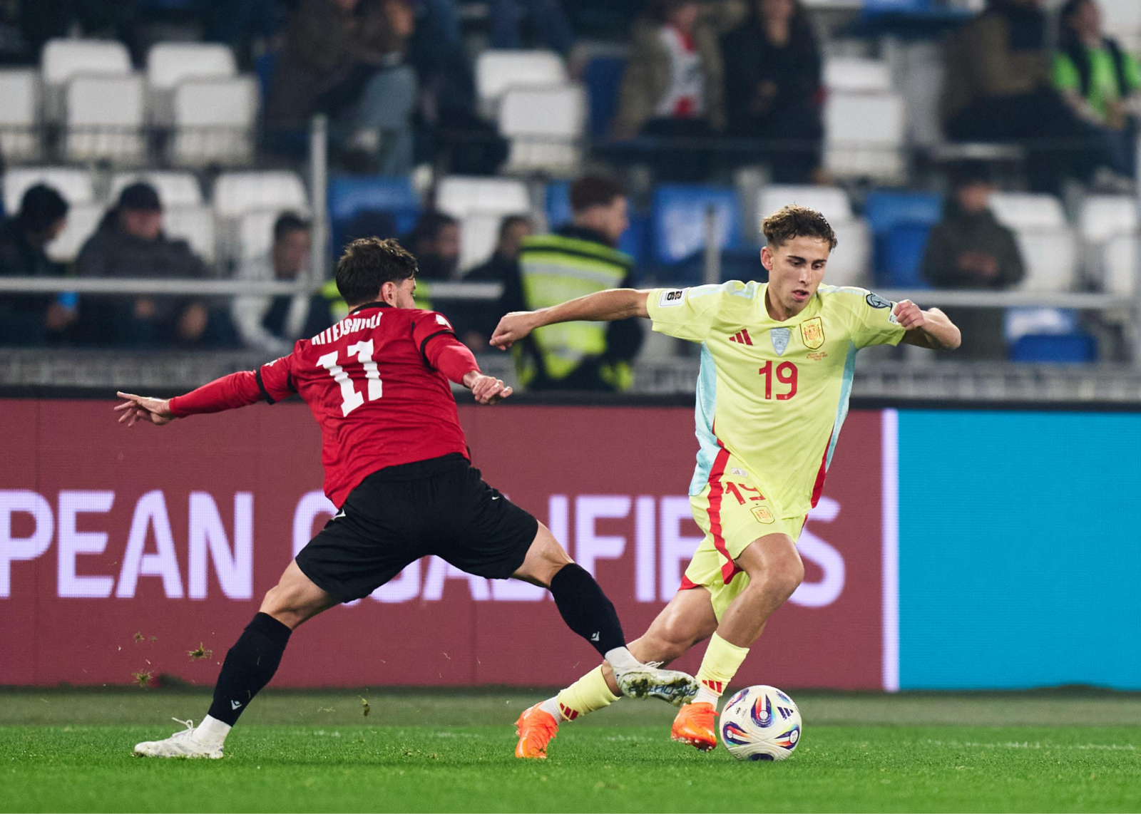 Spain vs. Georgia: dribbling rate 61-39, goal score 10-5