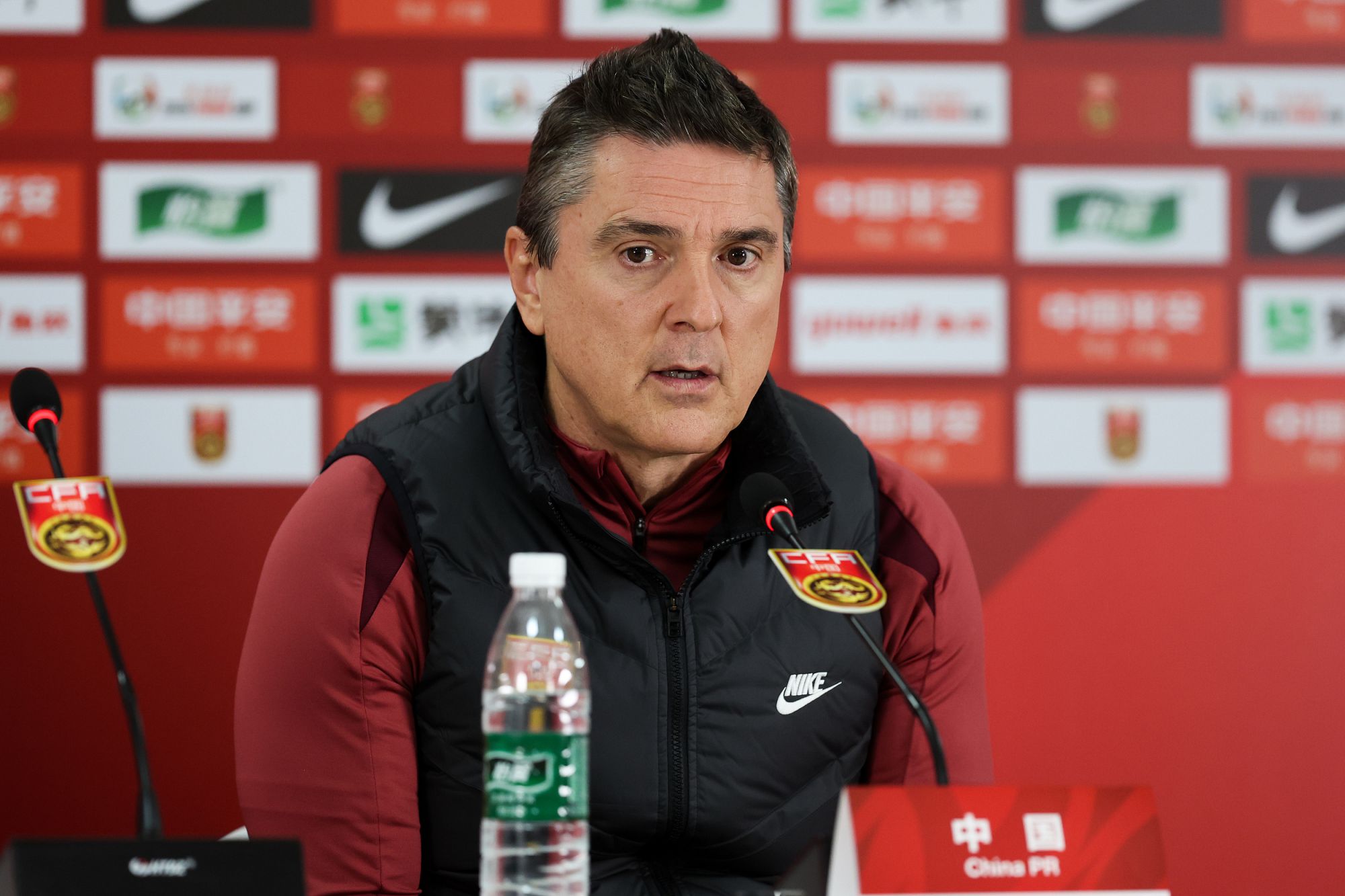 Antonio: When I discovered Bayholam, he was still playing as a central defender; I kept the players away from outside comments